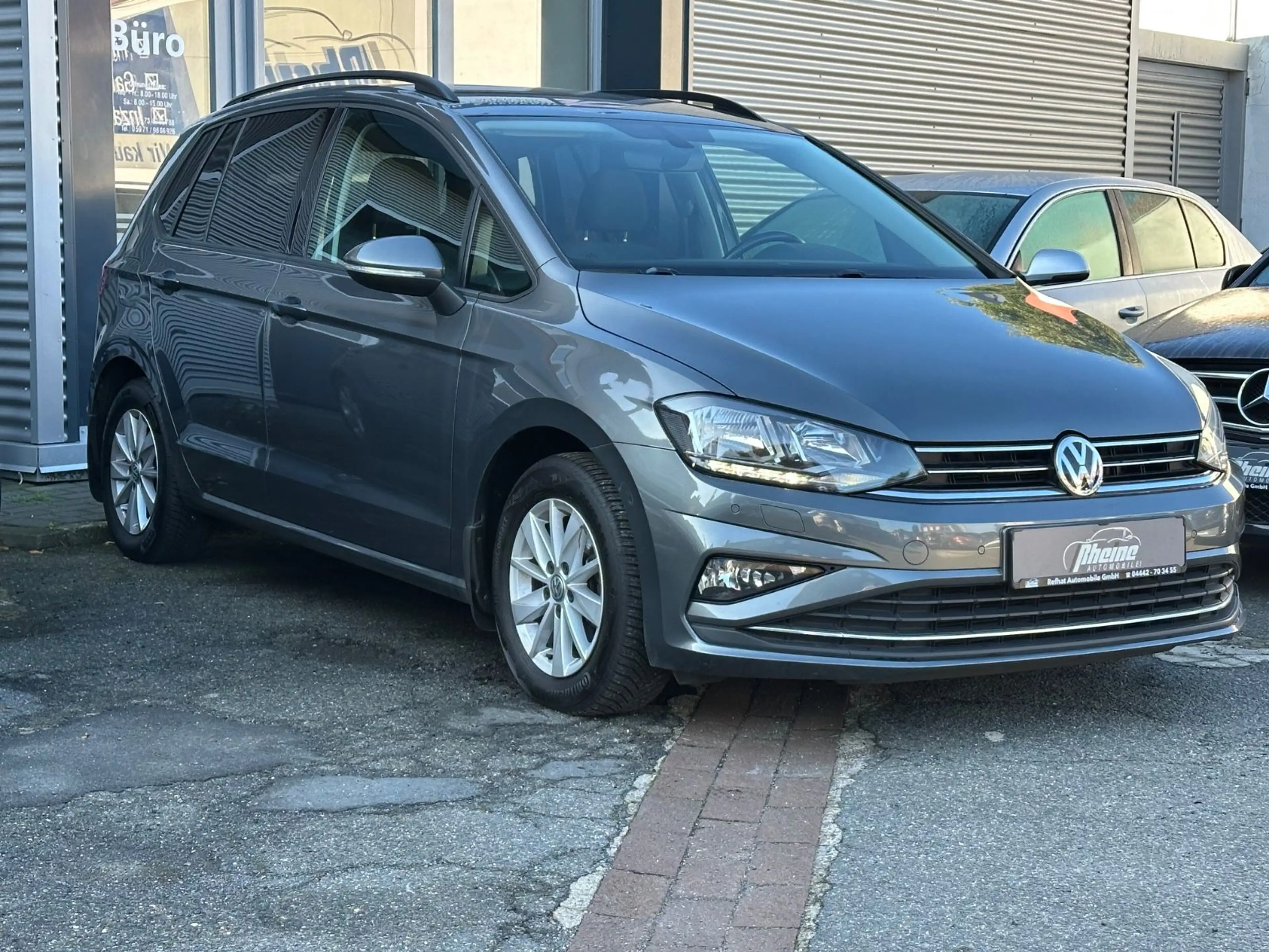 Volkswagen Golf Sportsvan VII Comfortline*SHZ*PDC*NAVI*LED* — photo 7
