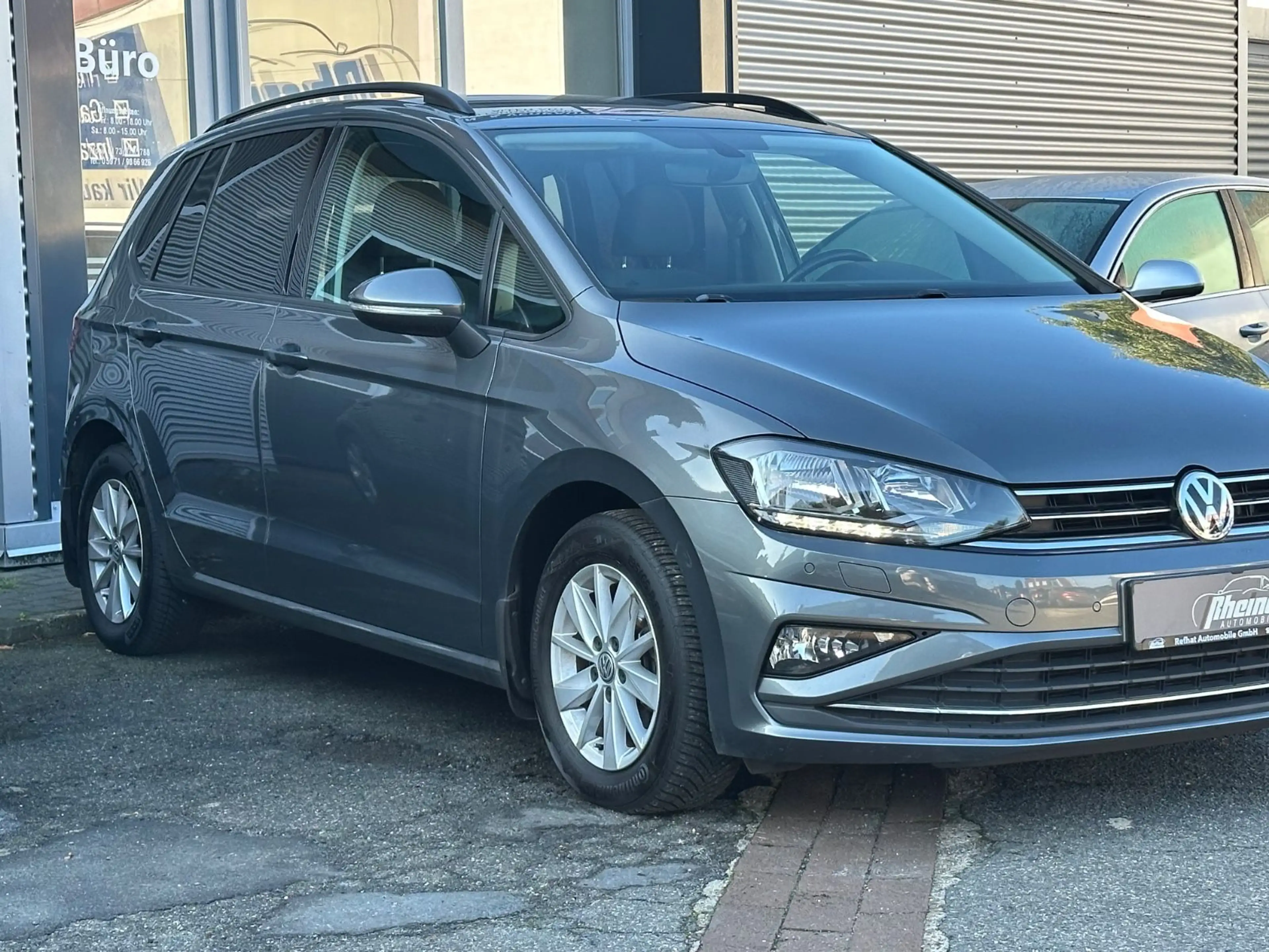 Volkswagen Golf Sportsvan VII Comfortline*SHZ*PDC*NAVI*LED* — photo 8