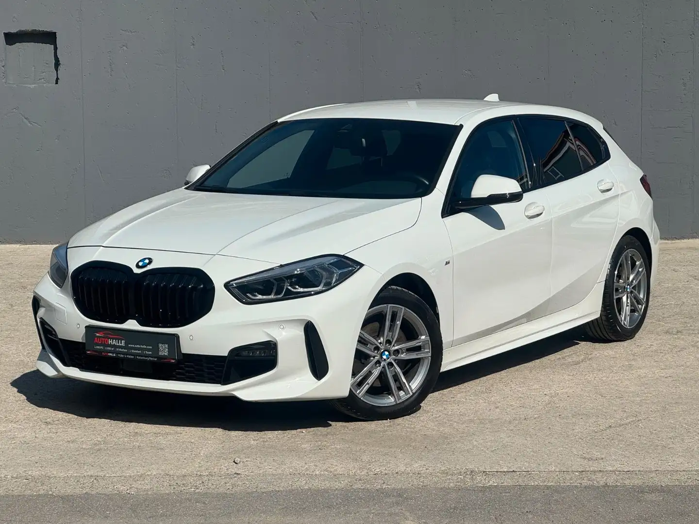 BMW 118 i F40 M Sport LED PDC Temp HiFi Navi LCProf. Weiß - 1