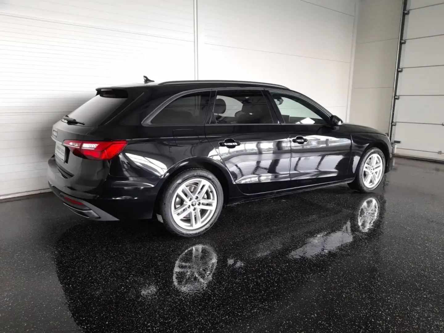 Audi A4 Avant 35 TDI S-tr. *VOLL-LED MIT FLA / NAVI / 17 ZOLL / TEMPOMAT / VERKEHRSZEICHENASSIST / DACHHIMMEL SCHWARZ* Schwarz - 2