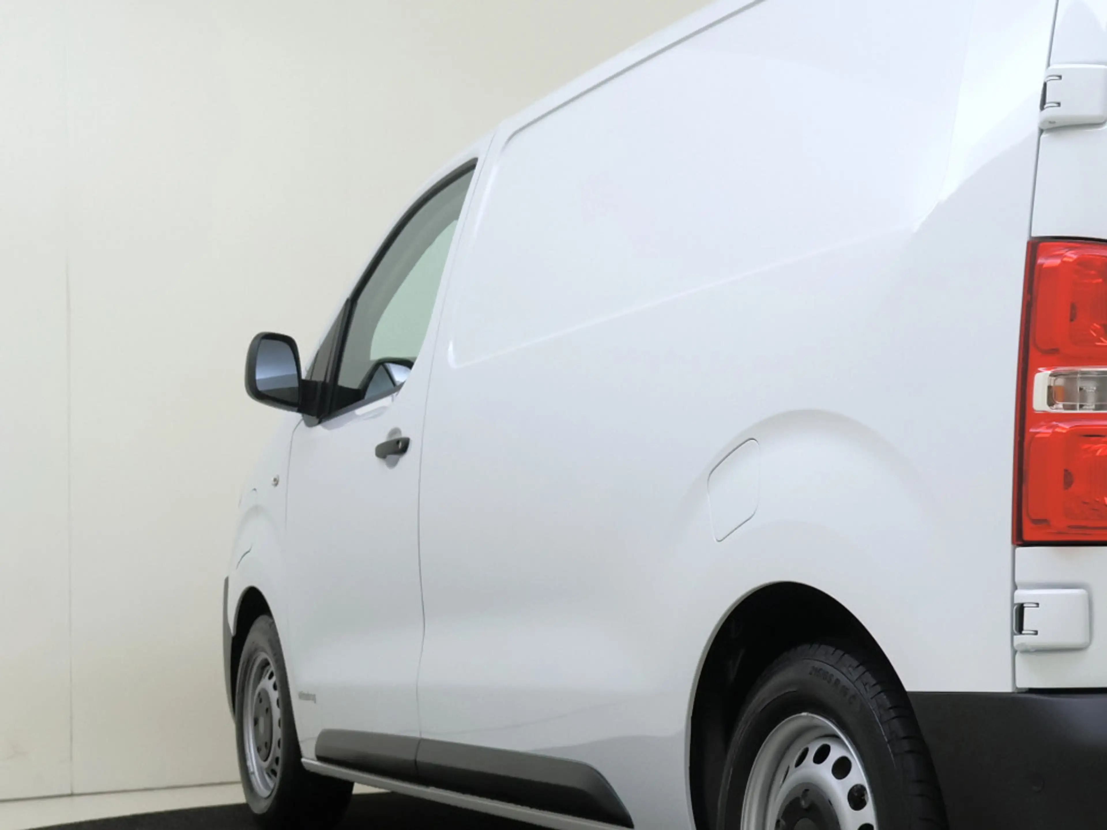 Peugeot e-Expert EV L2 75 kWh | City NAV Pakket | Scheidingswand — photo 4