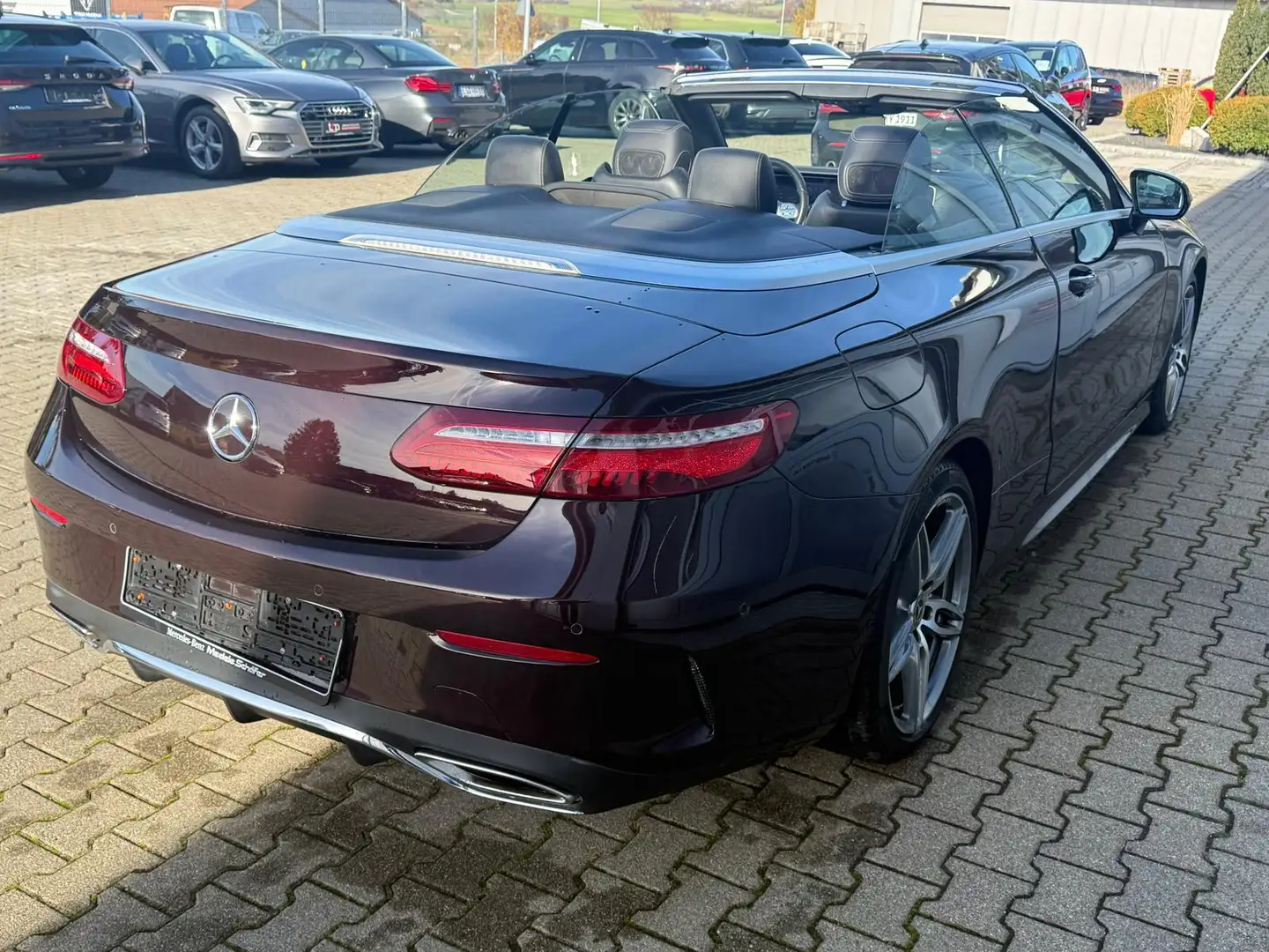 Mercedes-Benz E 300 Cabrio AMG Line 360 Burmester Wide M Beam Rouge - 2