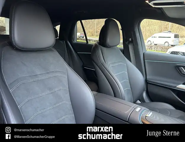Mercedes-Benz E-Class view 15