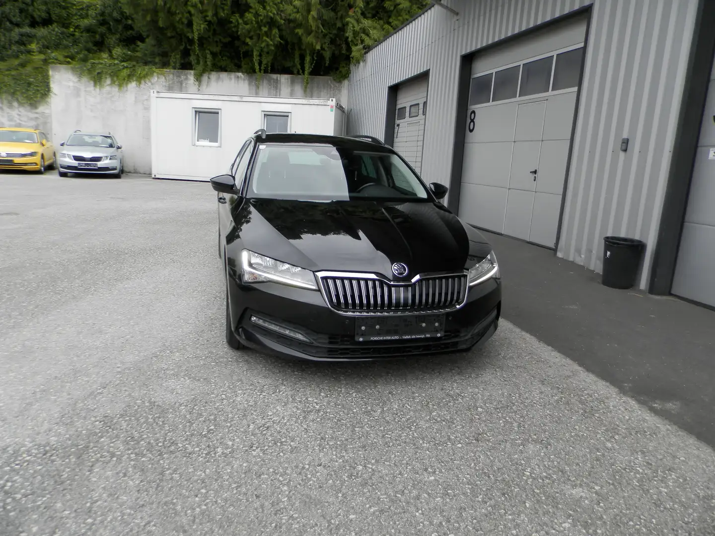 Skoda Superb Ambition Schwarz - 2