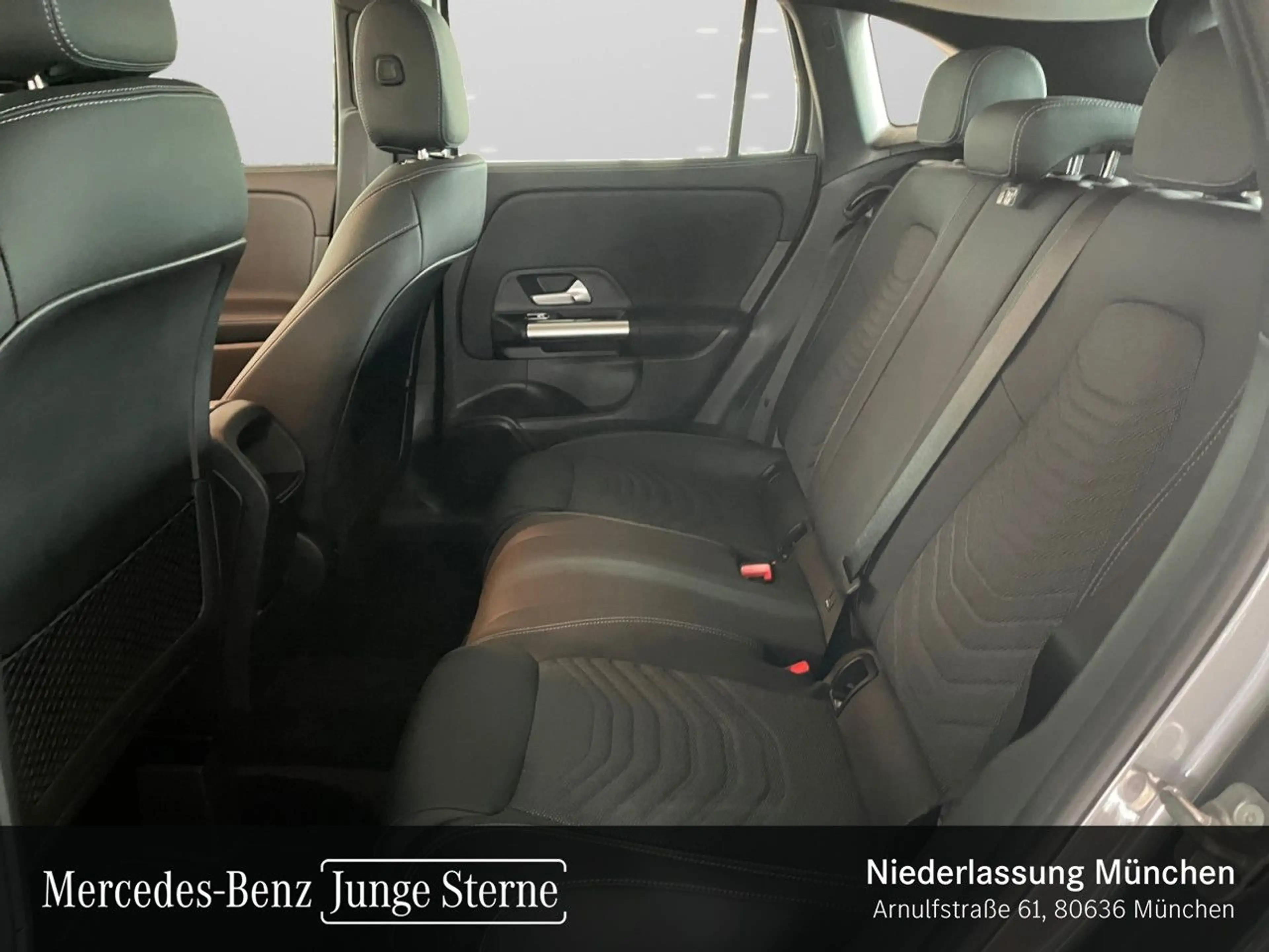 Mercedes-Benz GLA 180 PROGRESSIVE+LED+KAMERA+TOTW+7G — photo 11