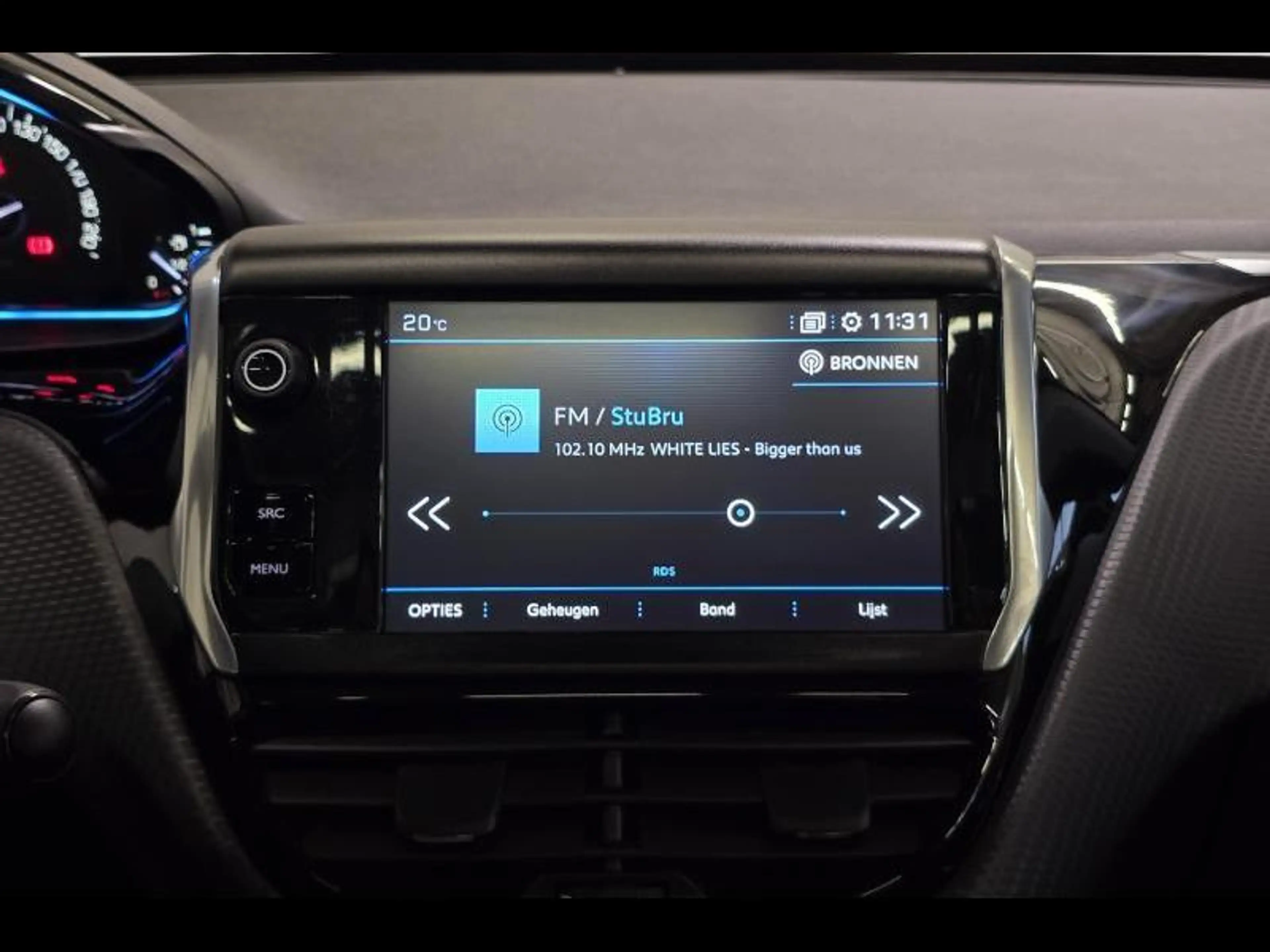 Peugeot 2008 Crossway gps panodak — photo 14