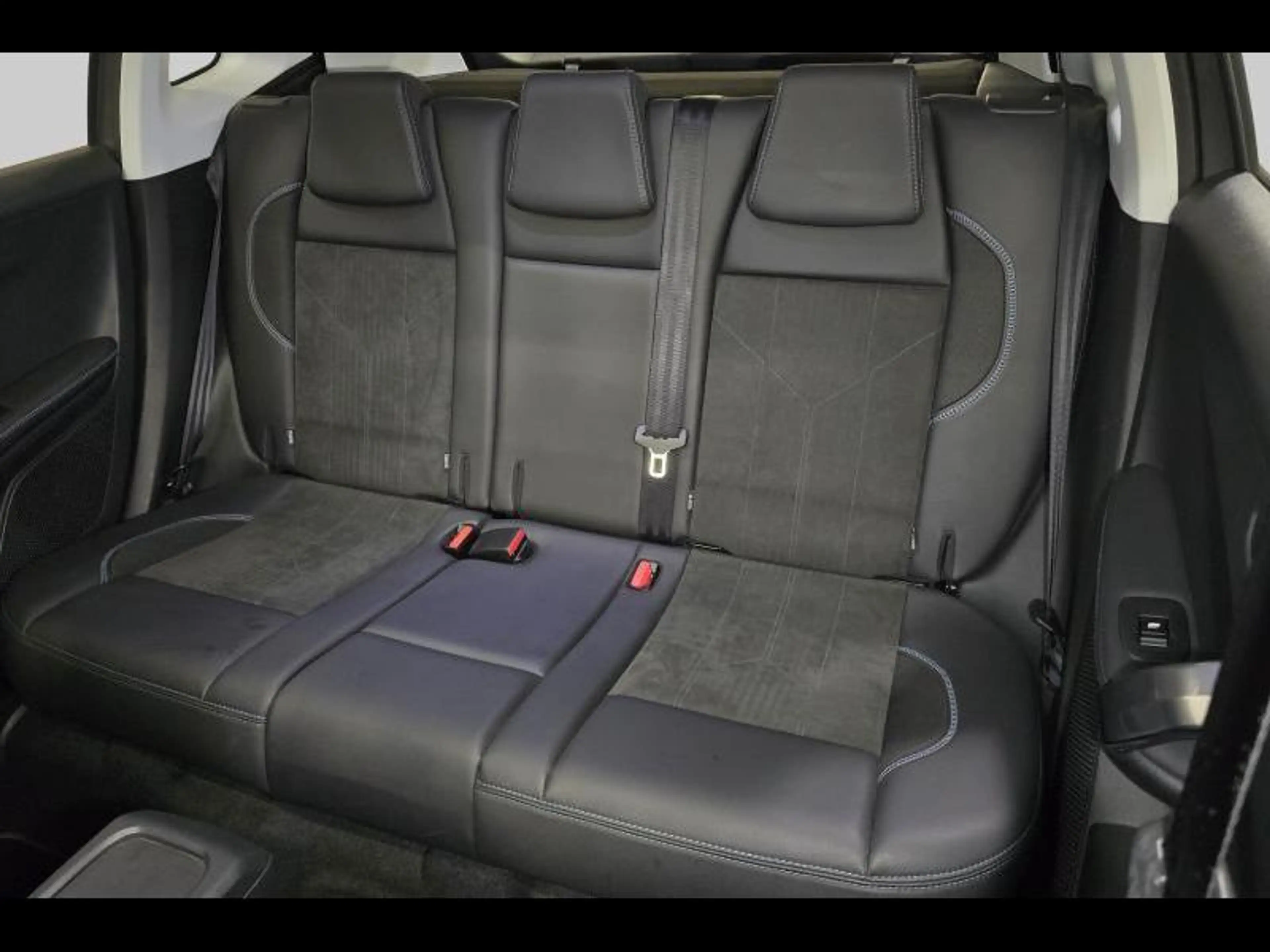 Peugeot 2008 Crossway gps panodak — photo 8