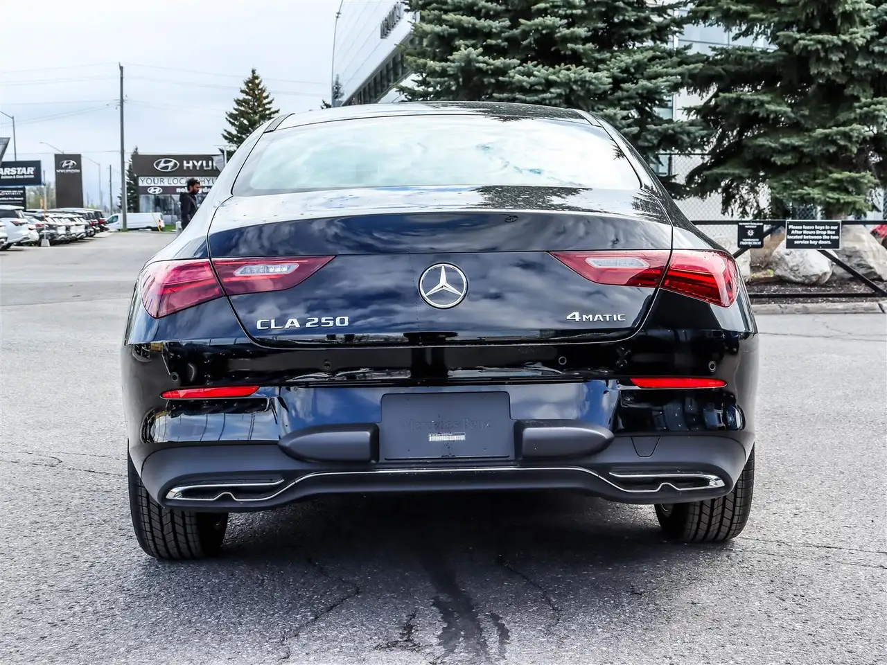 Mercedes-Benz CLA снимка Mercedes-Benz CLA