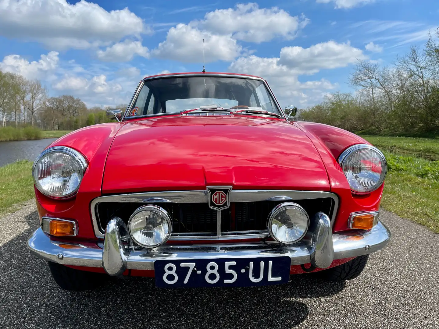 MG MGB GT Coupe Rood - 2