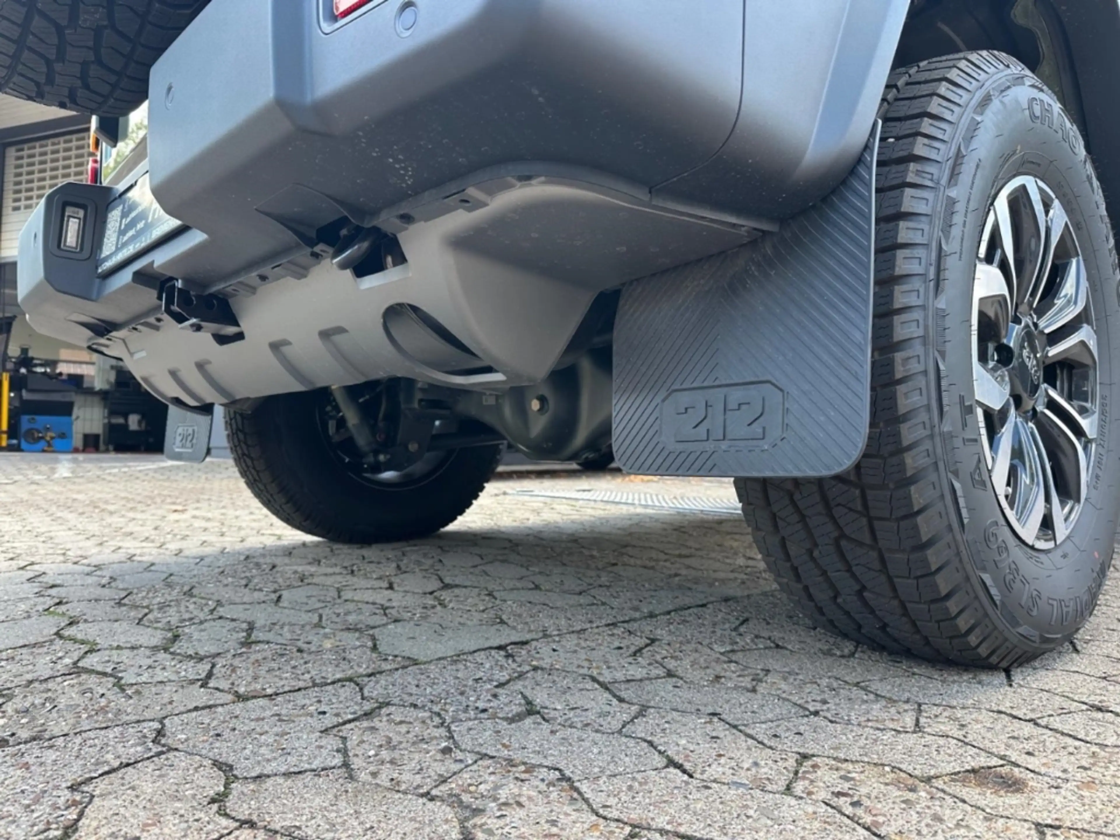 BAW 212 2.0Di 4x4 SD AHK 2,5t 360° TRITTBRETTER Apple-Carp — photo 13