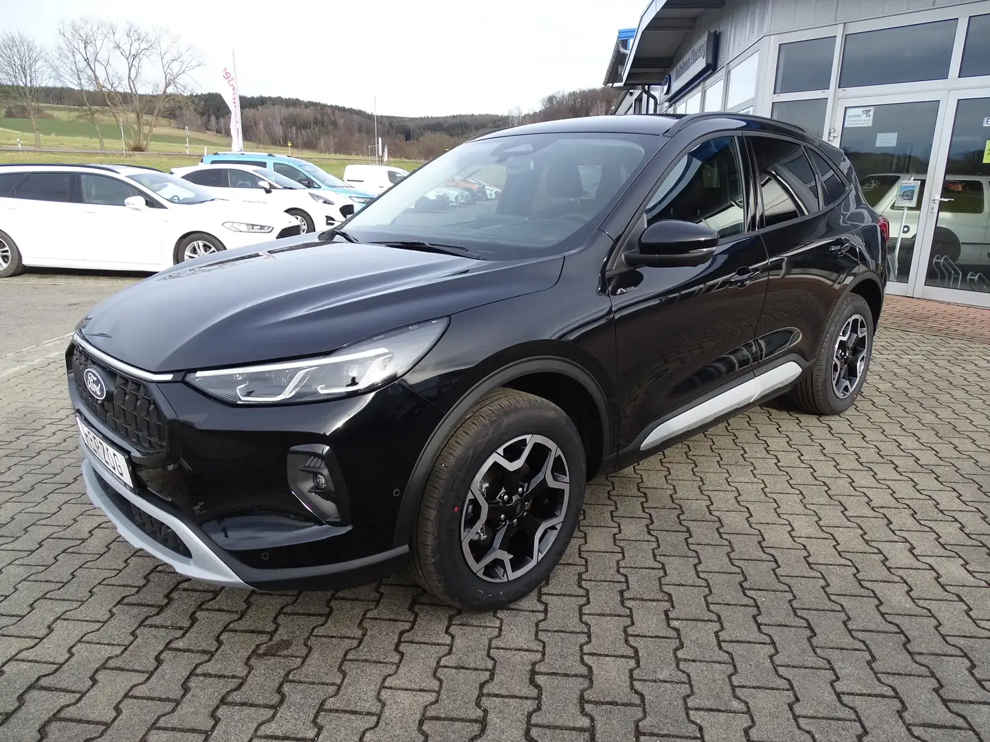 Ford Kuga Active X FHEV Allrad Schwarz - 1