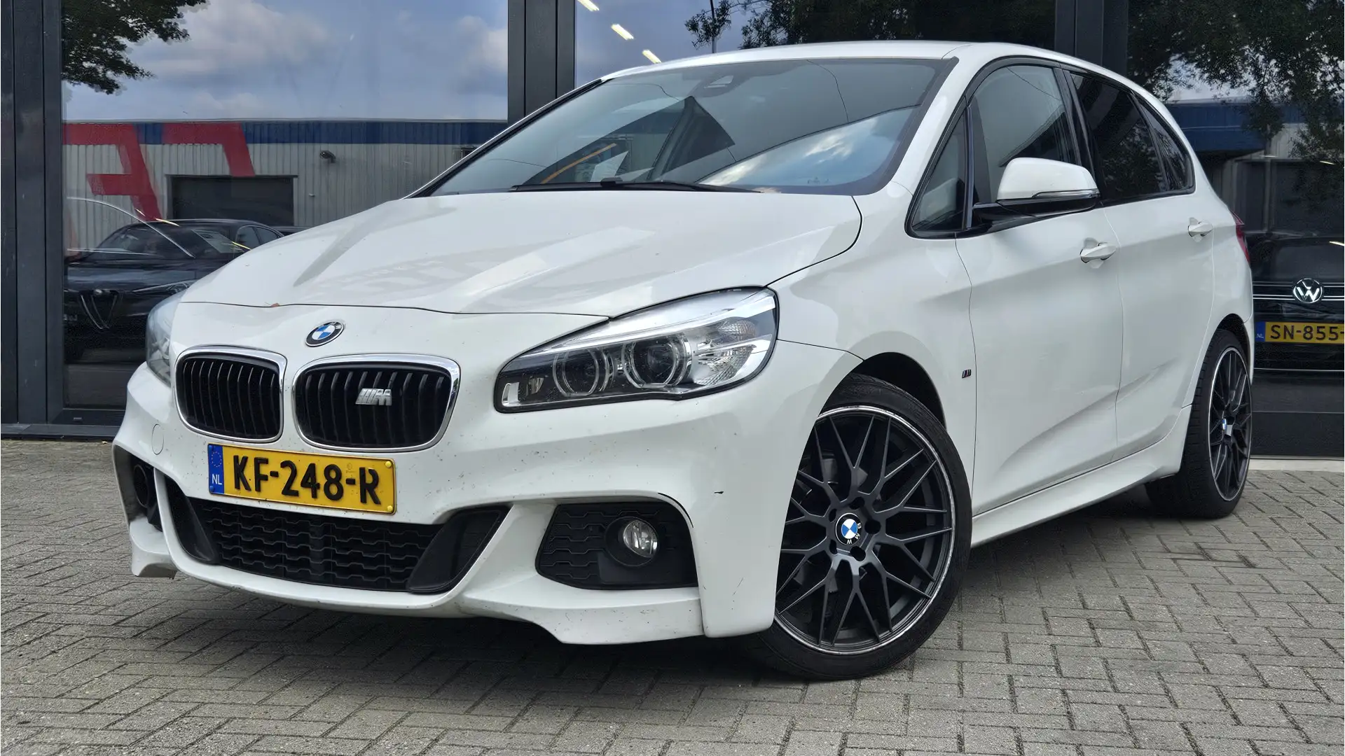BMW 216 2-serie Active Tourer 216d Centennial Executive + Fehér - 1