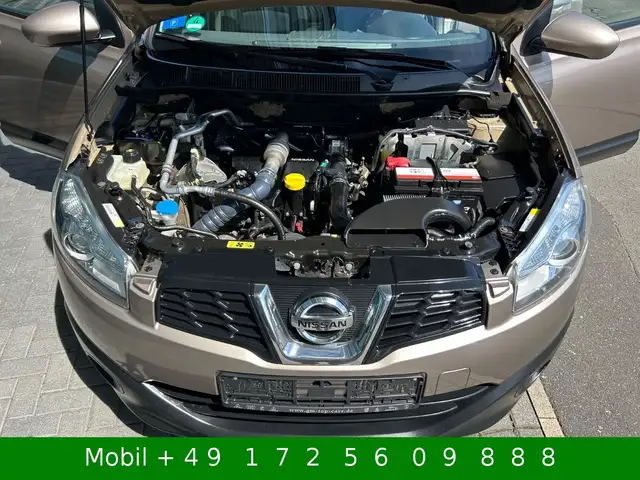 Nissan Qashqai+2 view 11
