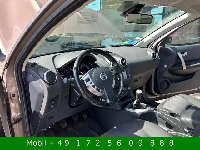 Nissan Qashqai+2 view 12