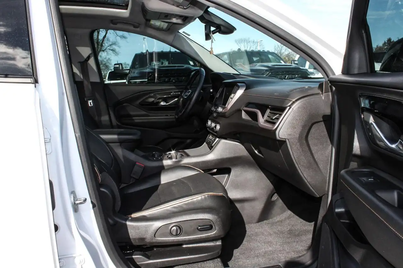 GMC Terrain снимка GMC Terrain