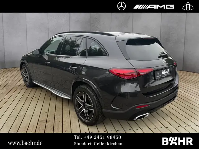 Mercedes-Benz GLC view 3
