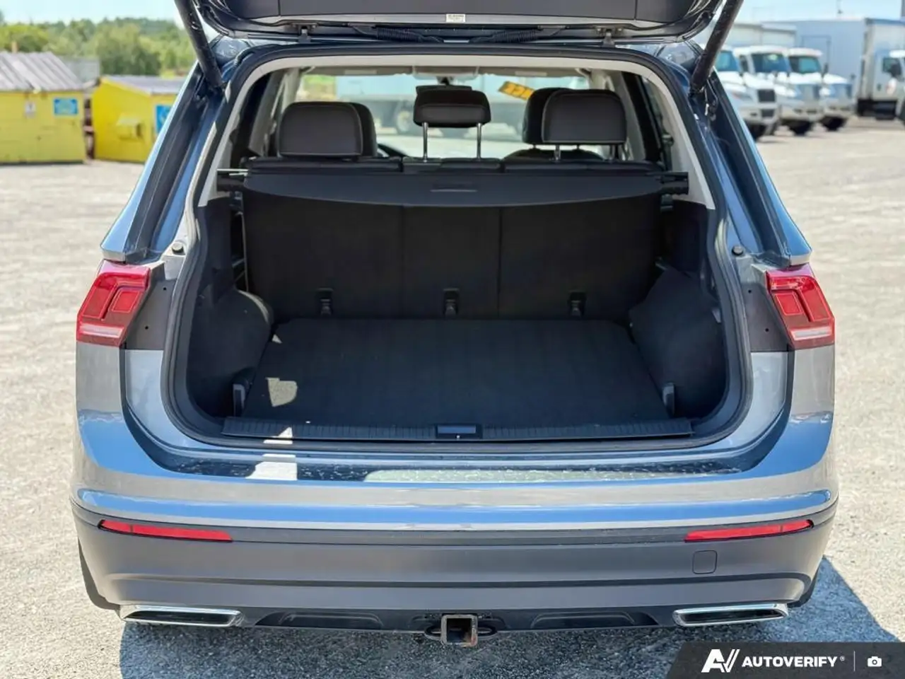 Volkswagen Tiguan photo Volkswagen Tiguan