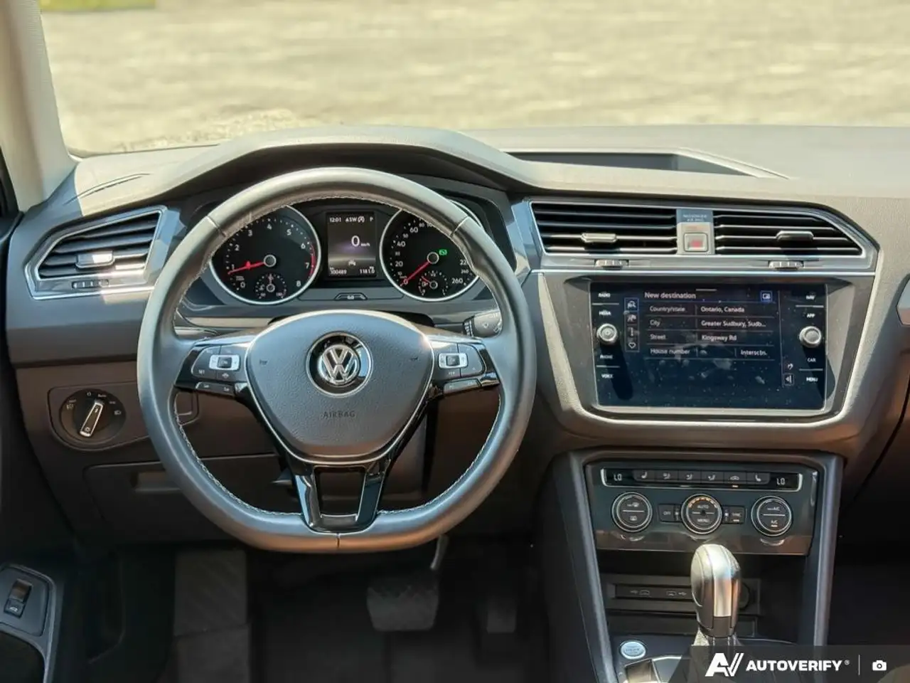 Volkswagen Tiguan photo Volkswagen Tiguan