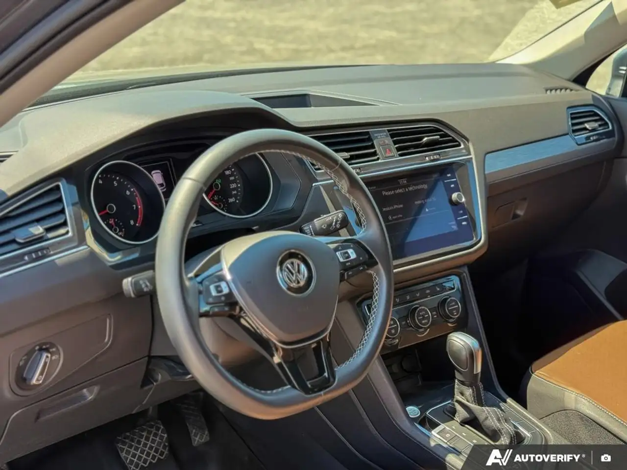 Volkswagen Tiguan photo Volkswagen Tiguan