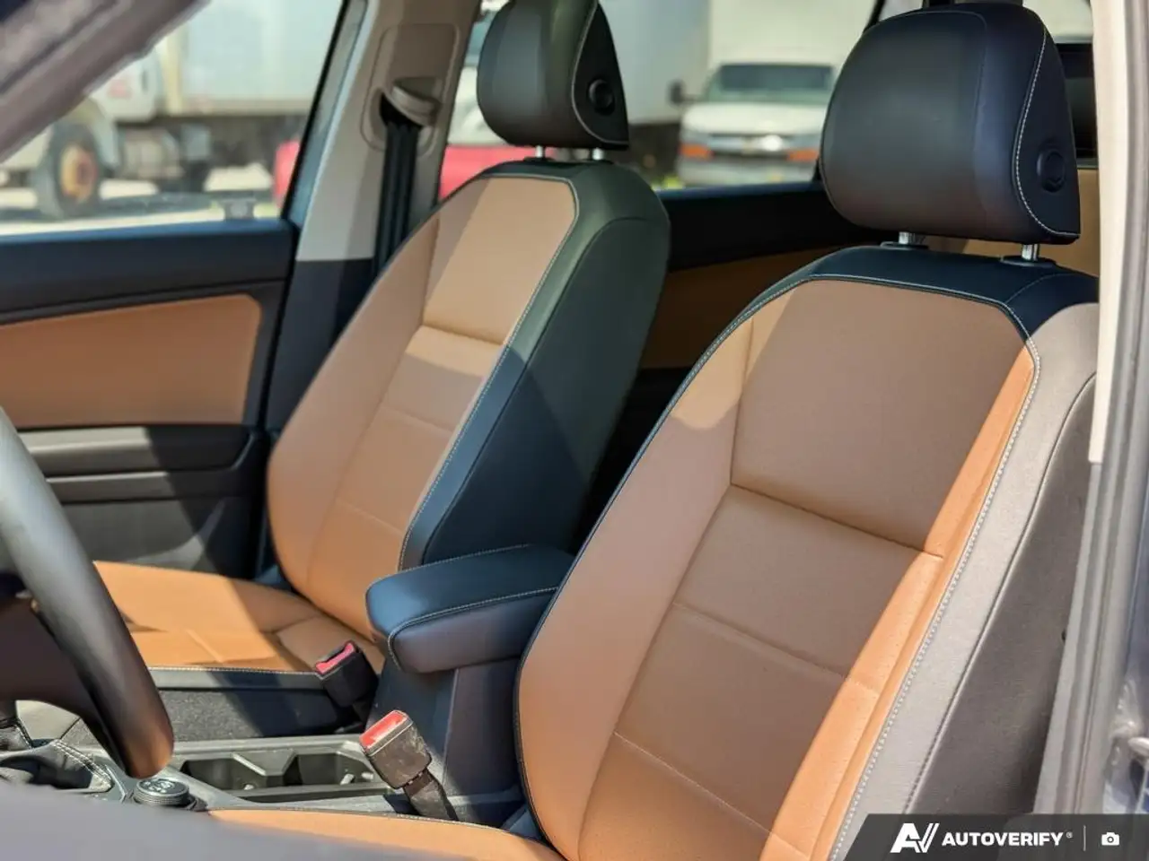 Volkswagen Tiguan photo Volkswagen Tiguan