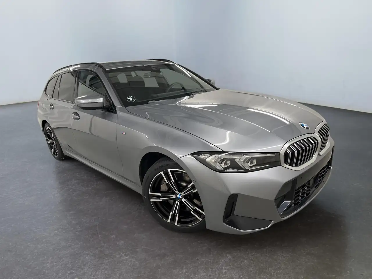 BMW 330