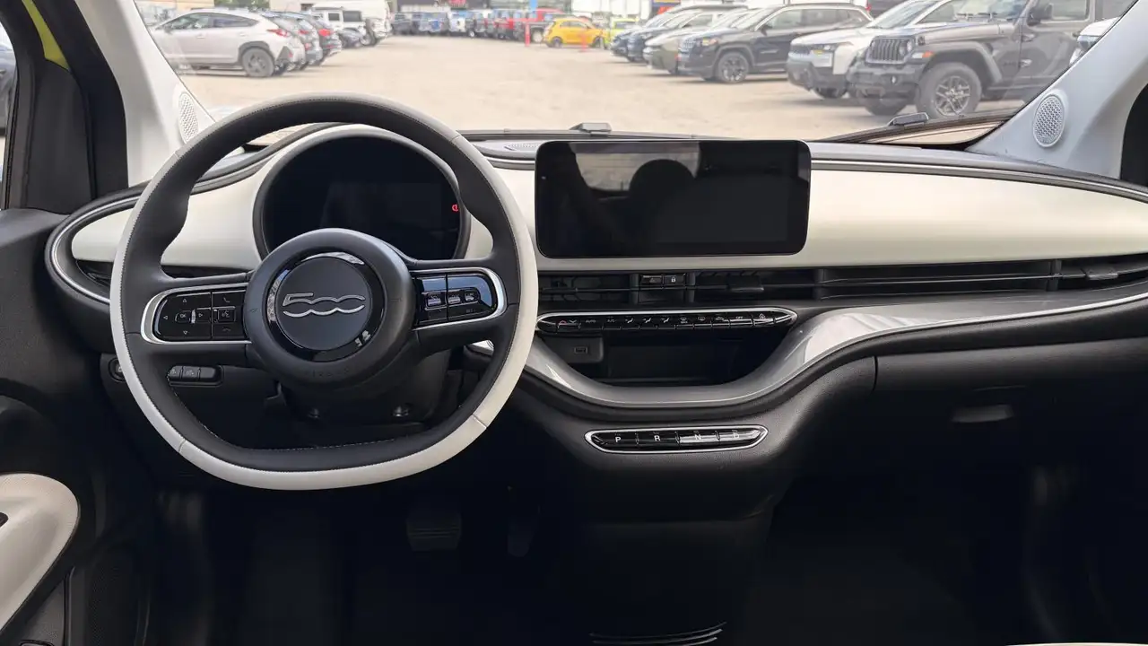 Fiat 500e снимка Fiat 500e