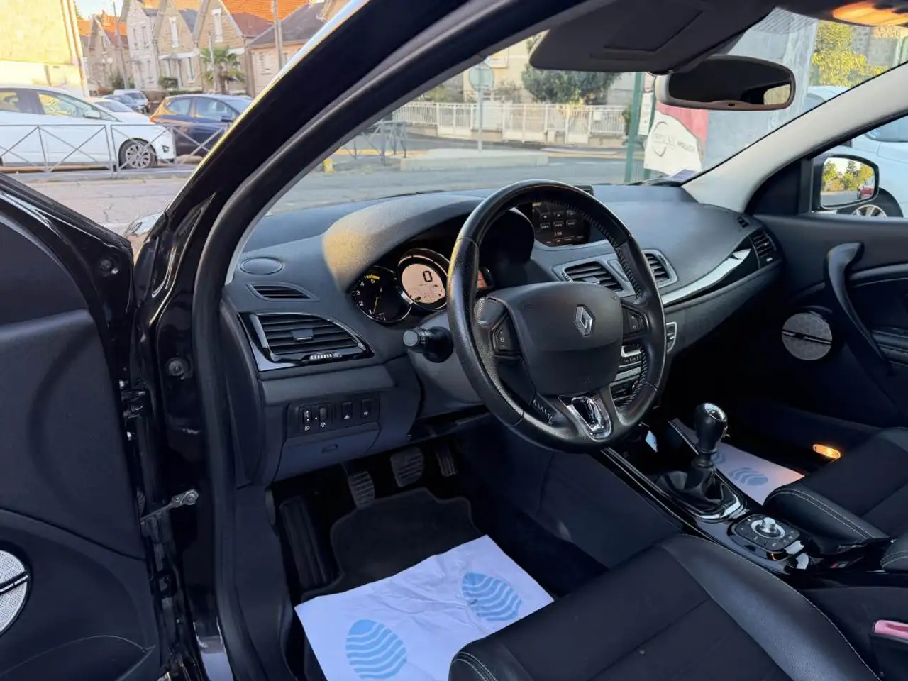 Renault Megane Coupé — photo 18