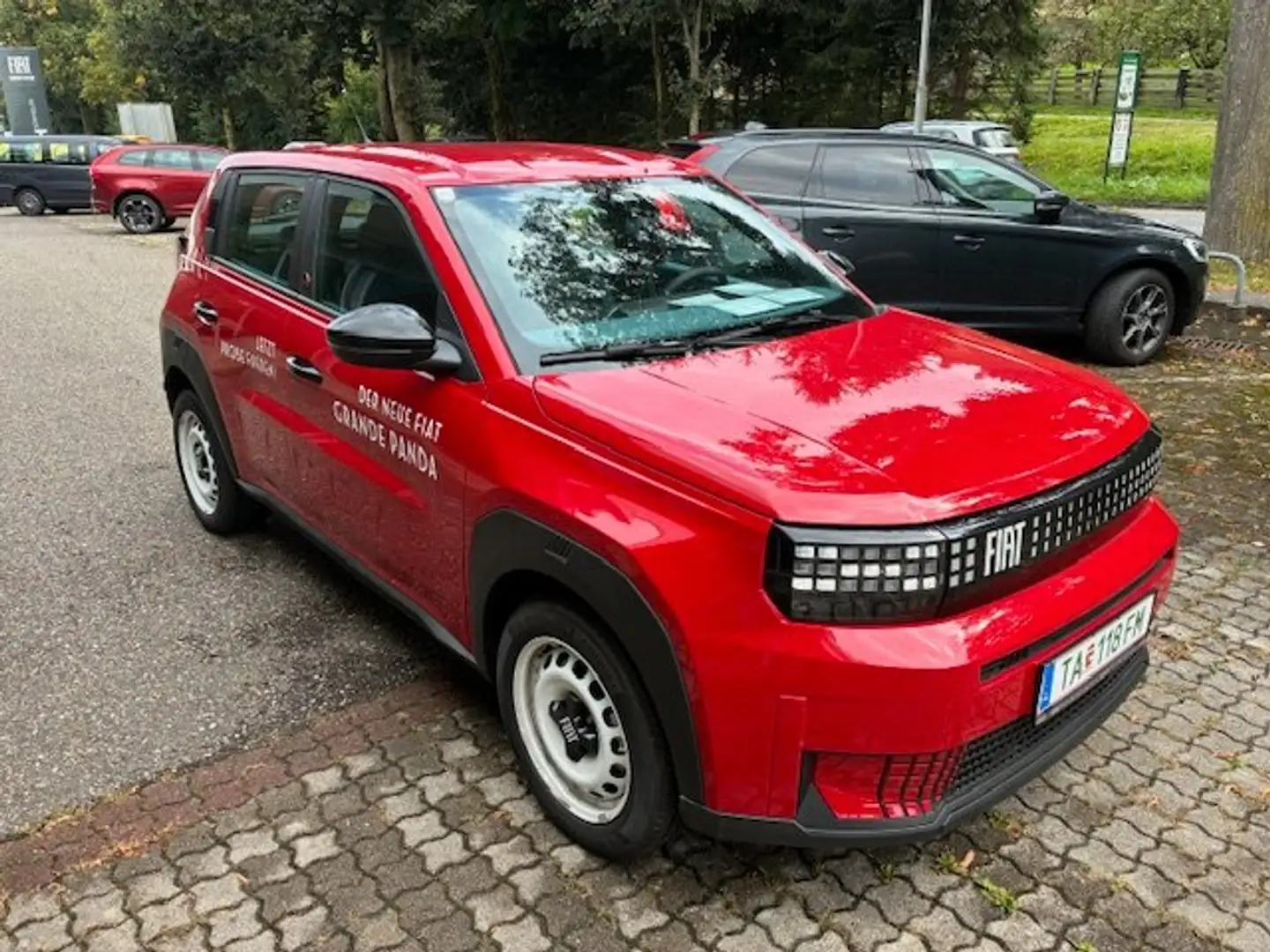 Fiat Grande Panda Elektro 44kWh RED EDITION Rot - 1