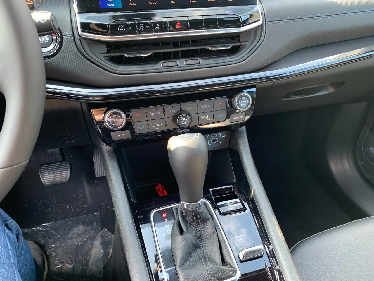 Jeep Compass снимка Jeep Compass