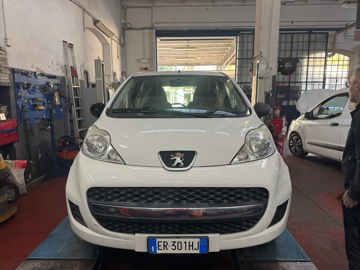 Peugeot 107 107 autocarro 2 posti 2013 Bianco - 1