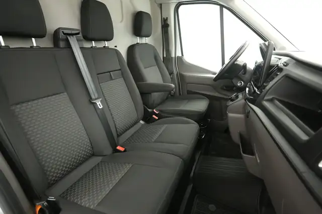 Ford E-Transit view 4