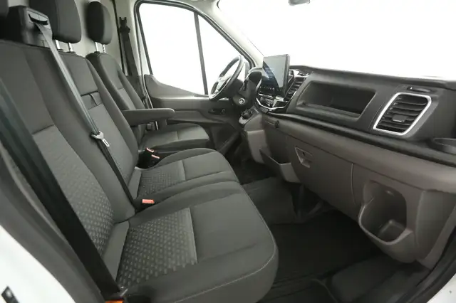 Ford E-Transit view 11