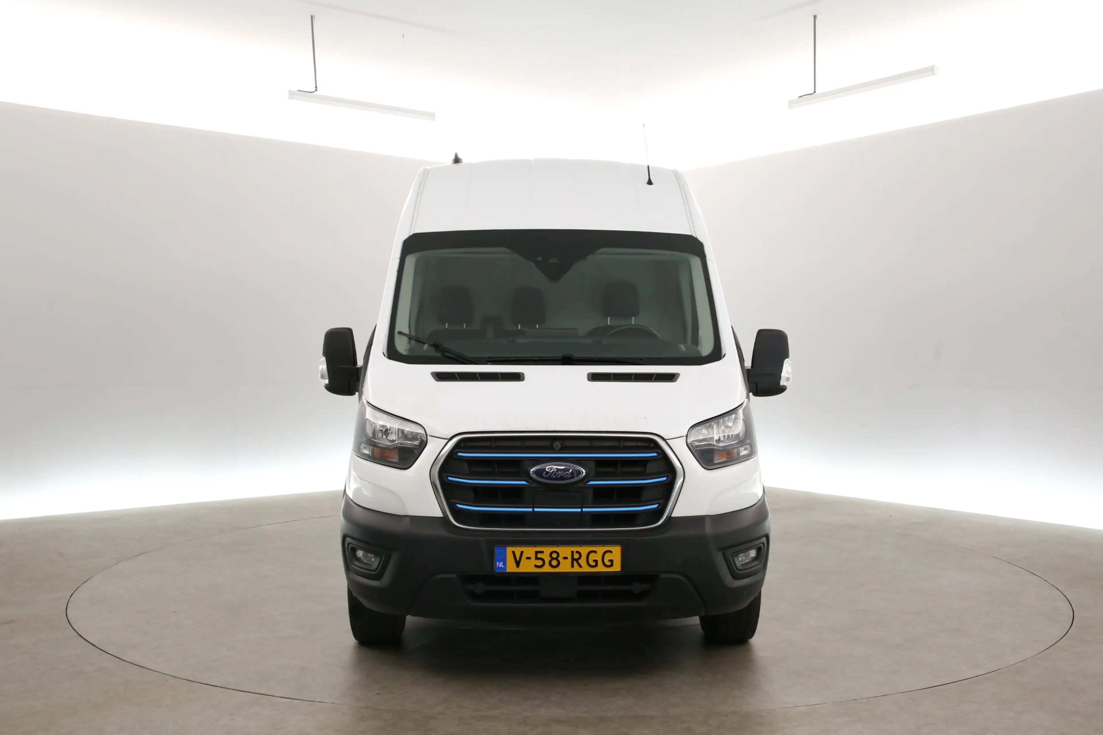 Ford E-Transit L3H3 68 kWh | Verwacht | Snelladen | SOH 96% | Cli — photo 8