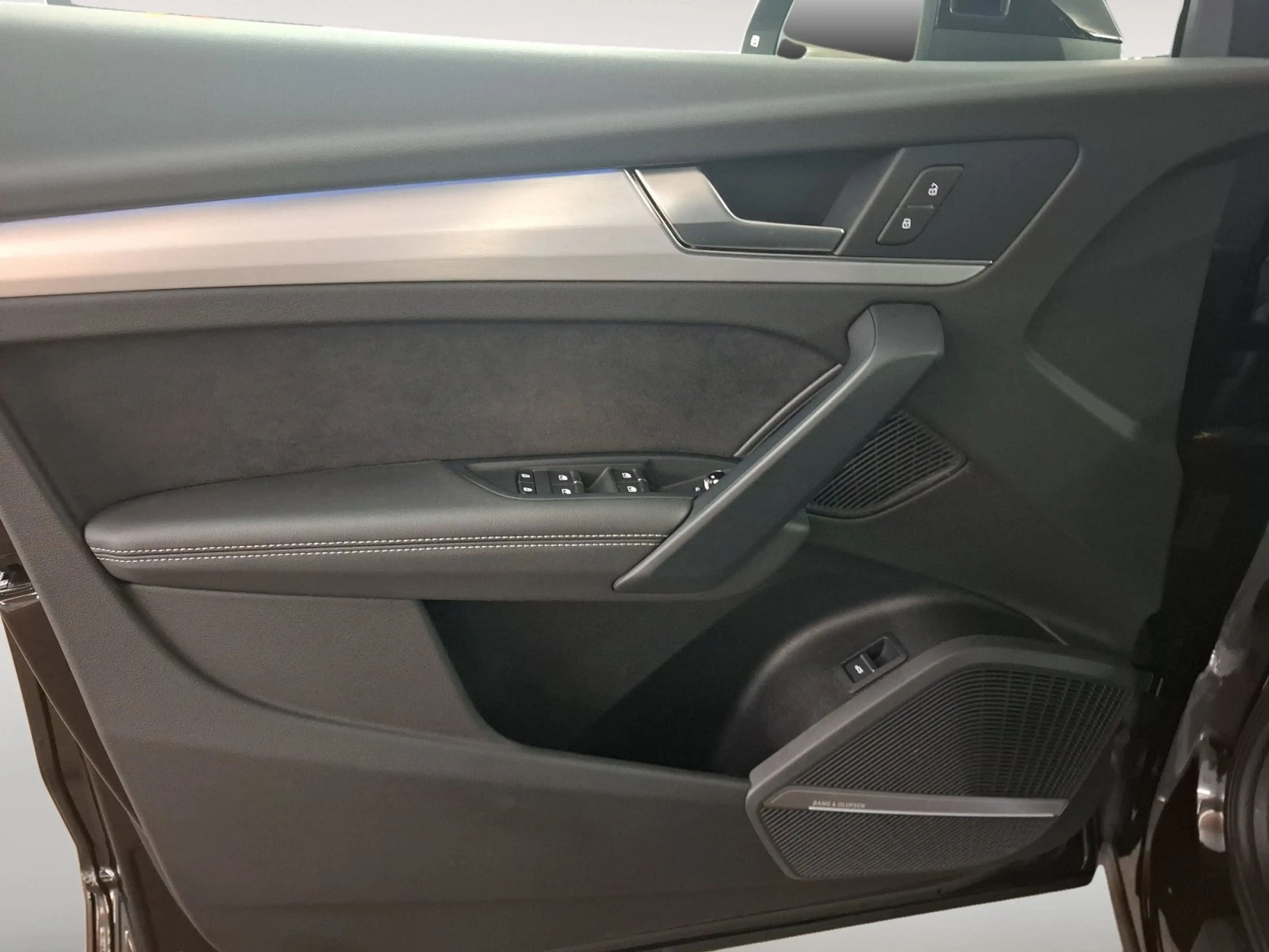 Audi Q5 40 TFSI quattro S line S-Line AHK B&O Matrix — photo 15