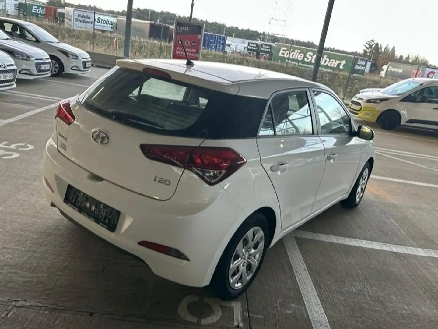 Hyundai i20 1.2 Blanc - 2