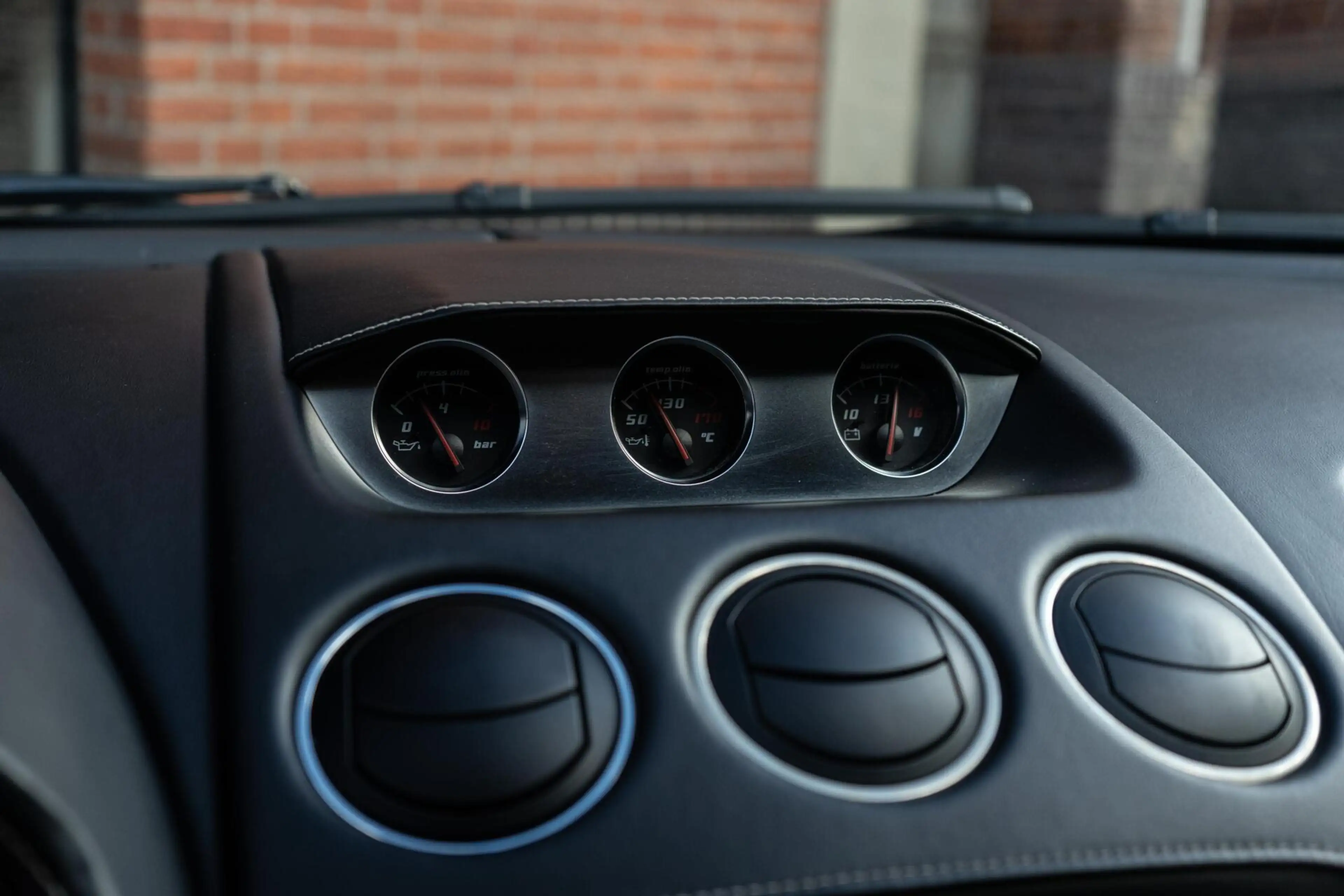 Lamborghini Gallardo 5.2 V10 LP560-4 Strada e-gear — photo 17
