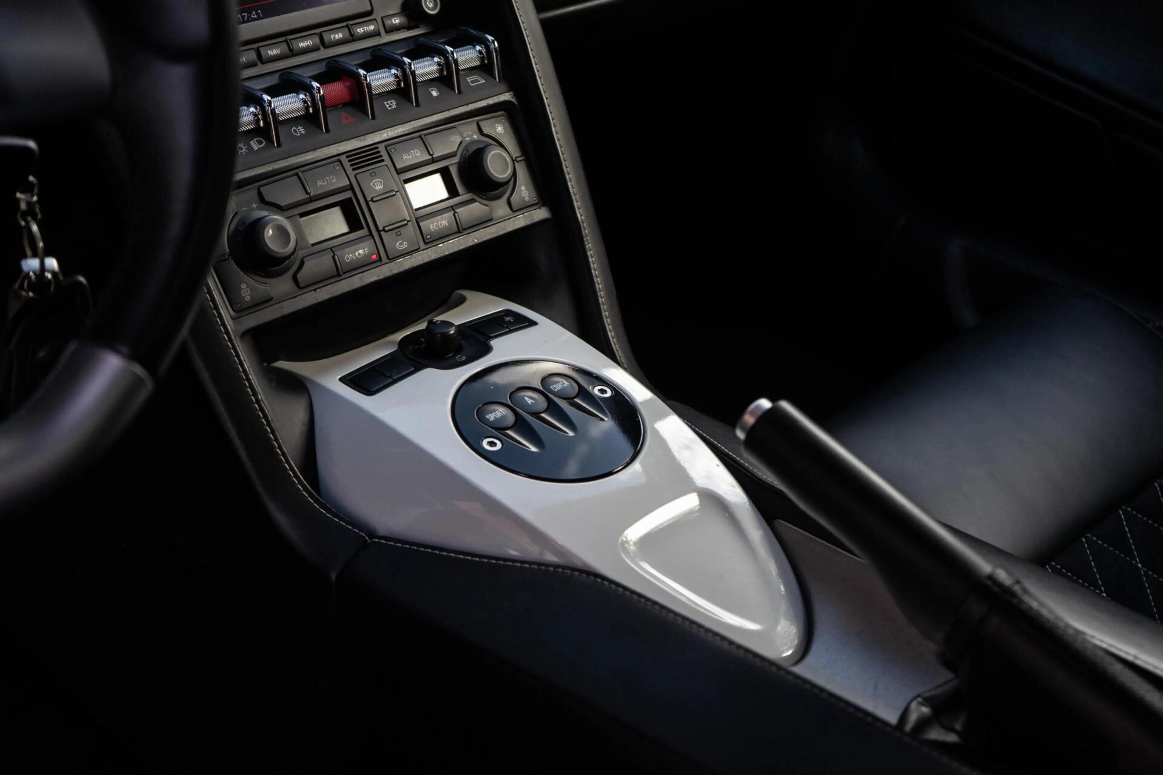 Lamborghini Gallardo 5.2 V10 LP560-4 Strada e-gear — photo 18