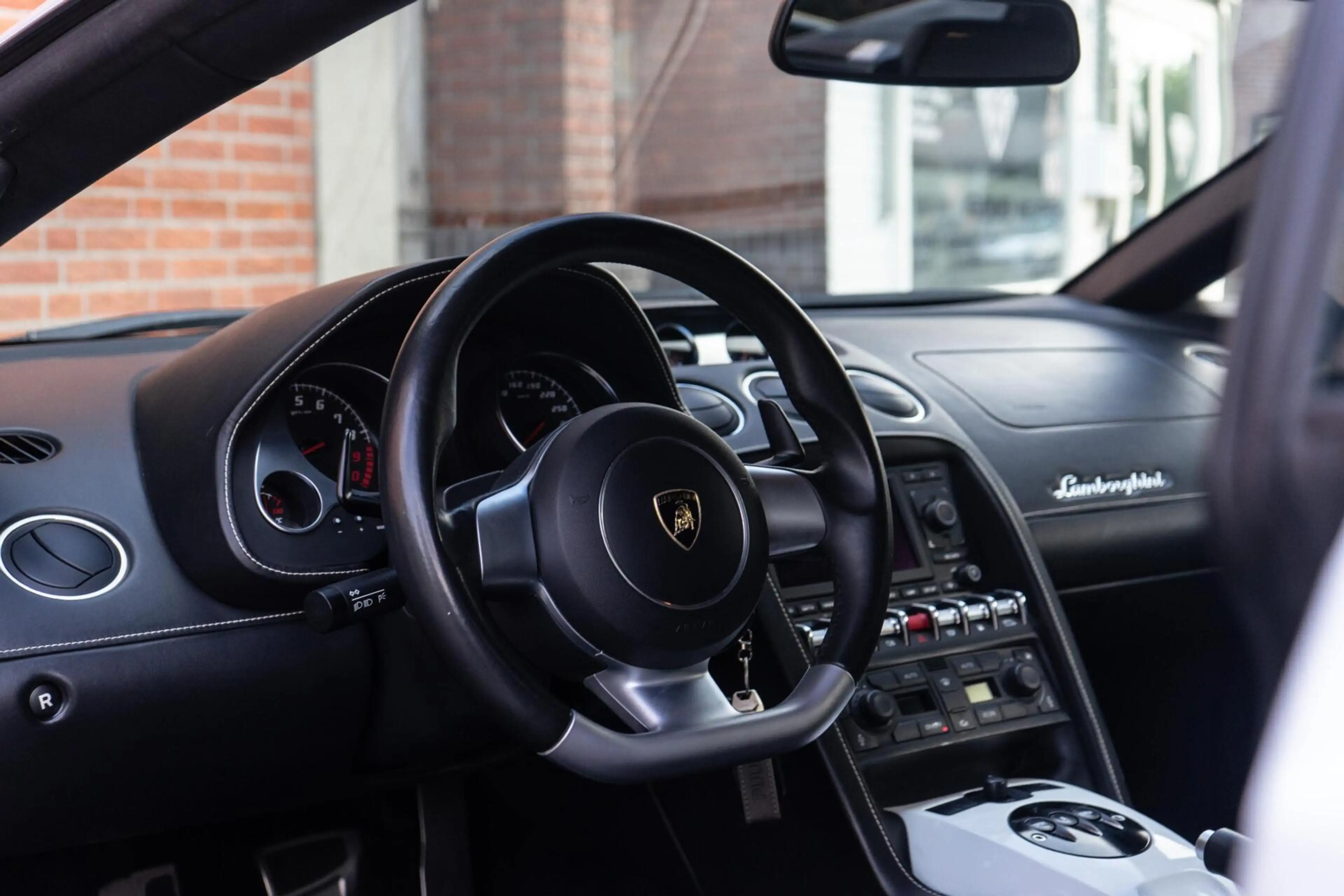 Lamborghini Gallardo 5.2 V10 LP560-4 Strada e-gear — photo 12