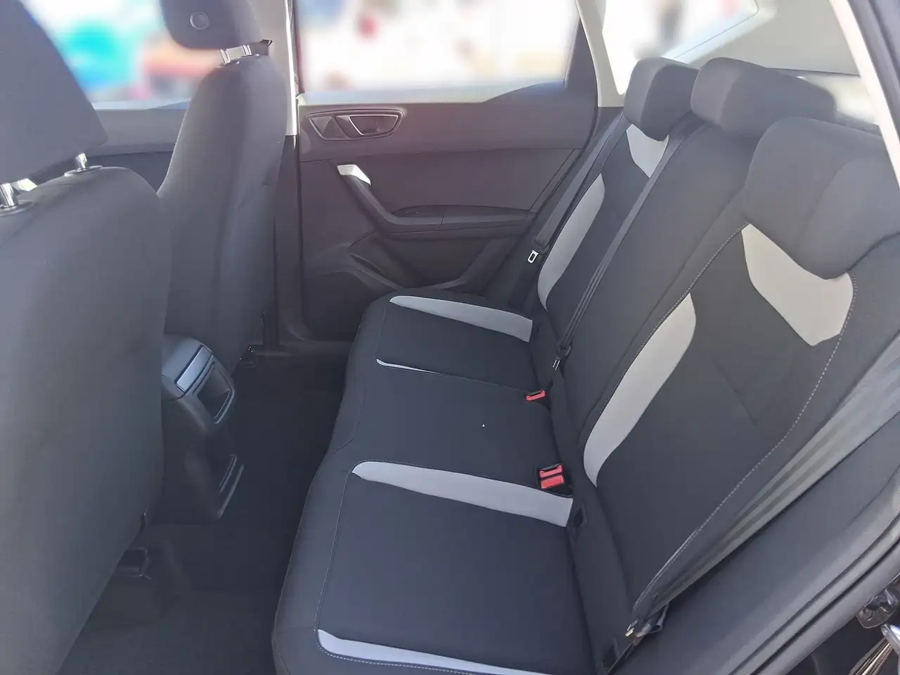 SEAT Ateca Reference Edition 1.0 TSI 5649/290 8