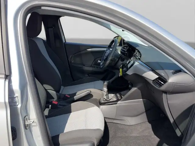 Opel Corsa view 9