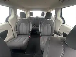 Chrysler Grand Caravan 2024 — фото 13