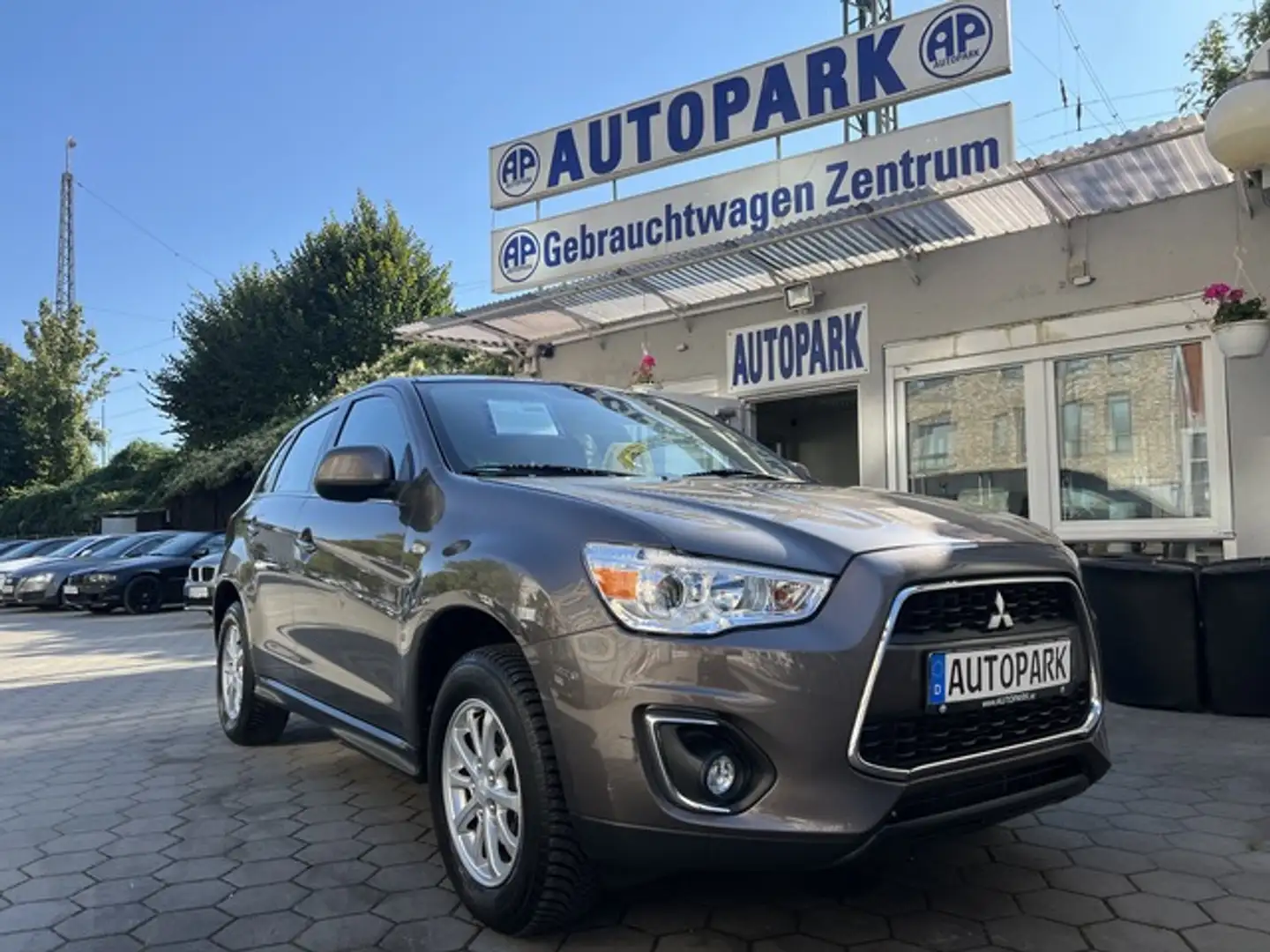 Mitsubishi ASX 2.2 DI-D Instyle*Tiptronic*1.Hand Grau - 1