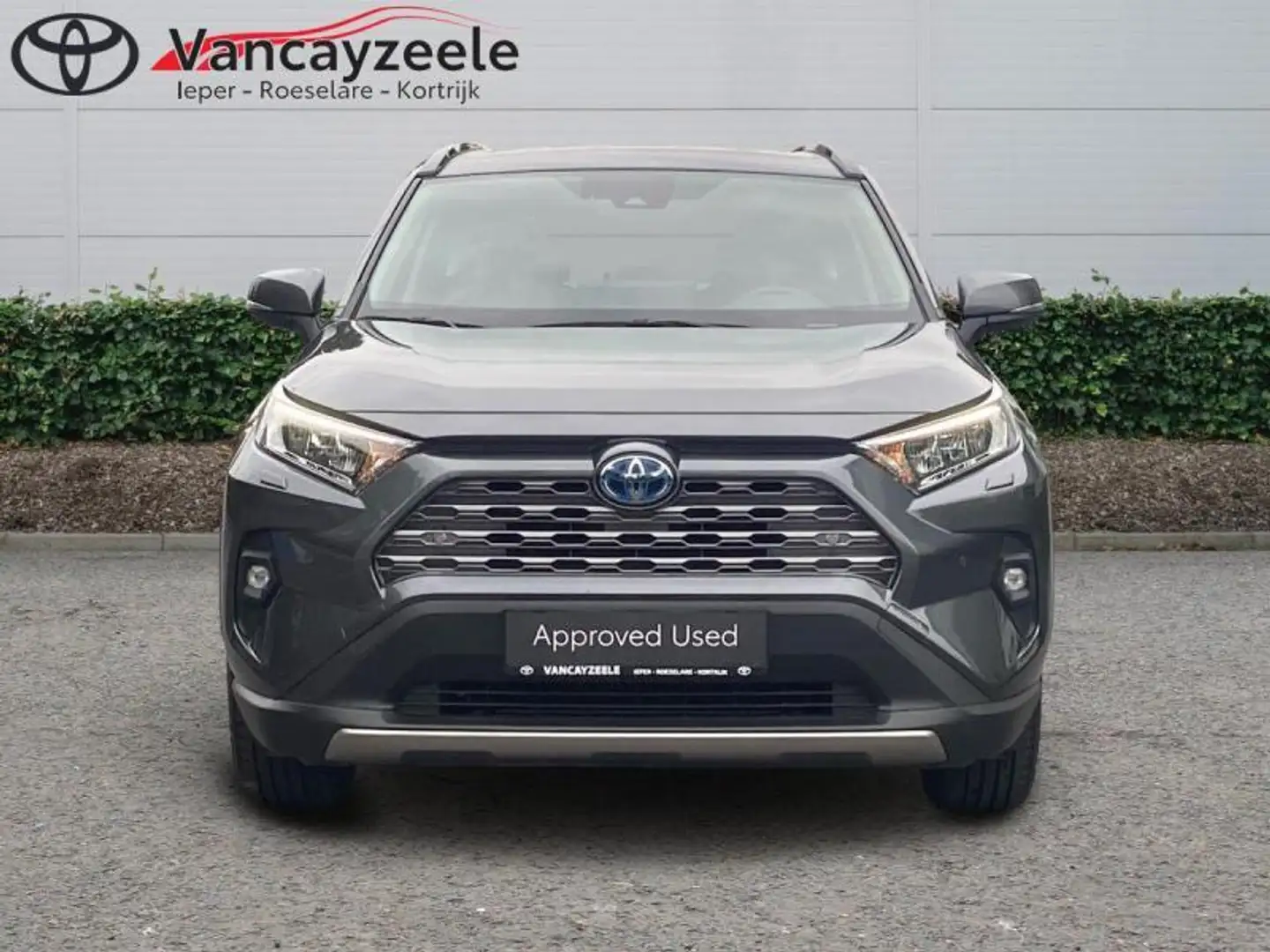 Toyota RAV 4 Dynamic Plus AWD+cam+nav+sens V&A Grijs - 2