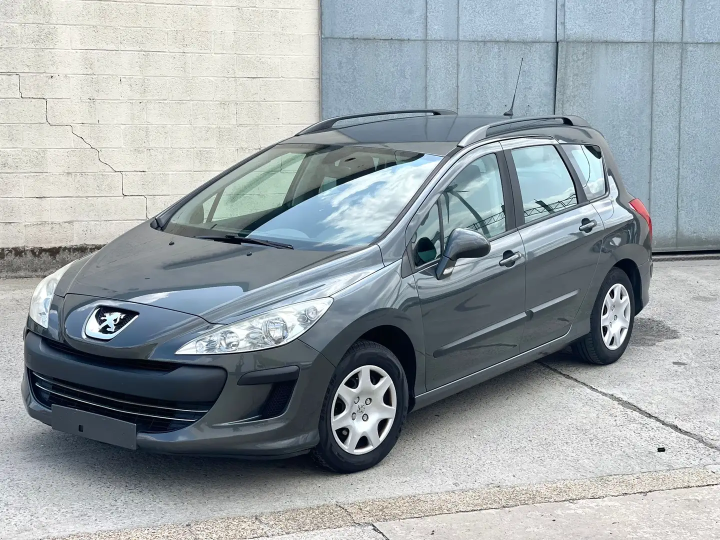 Peugeot 308 SW 1.6 HDi Confort Pack - 1