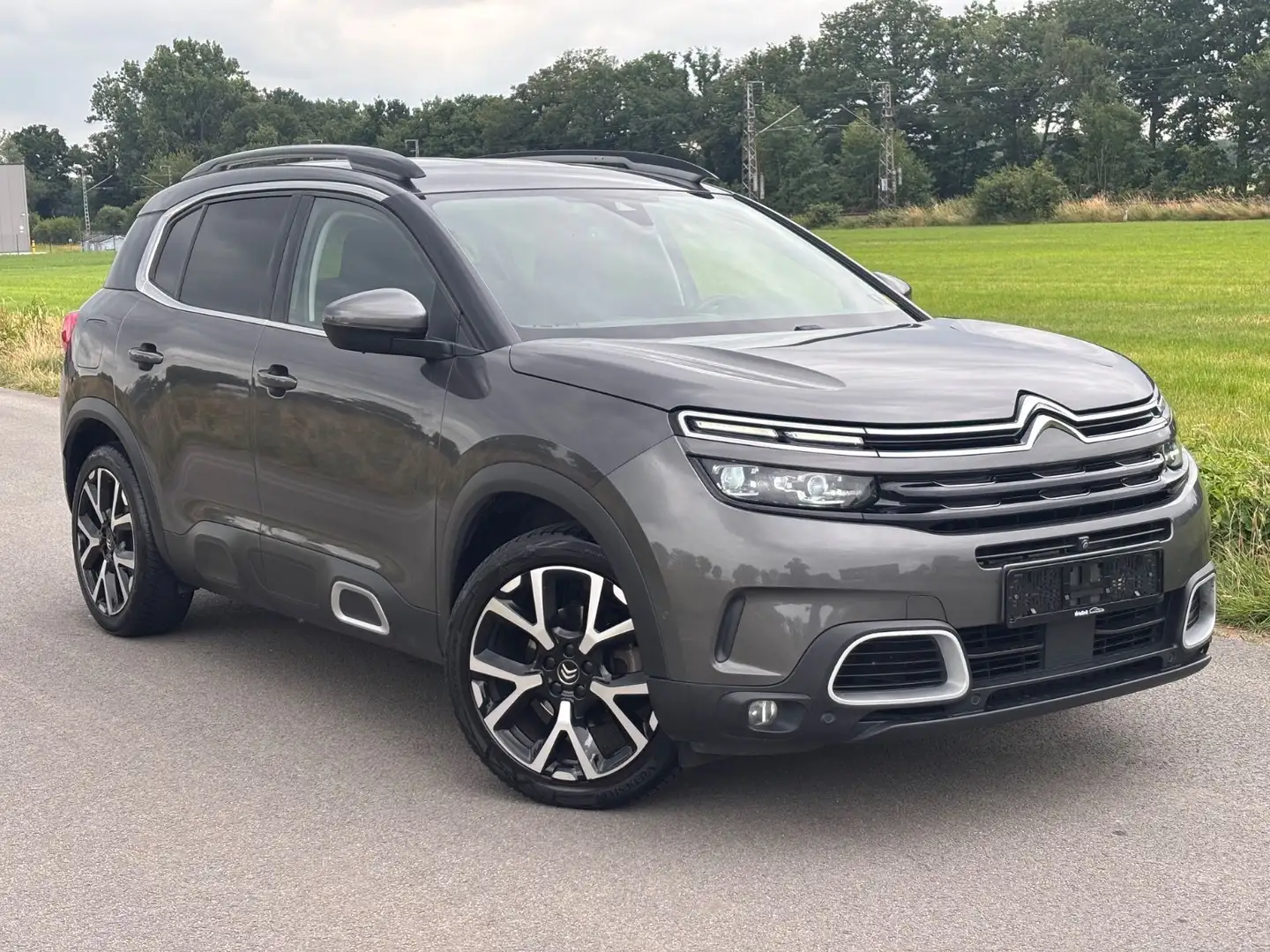 Citroen C5 Aircross LED-Kamera360-Leder-Navi-Netto 10880 Grau - 1