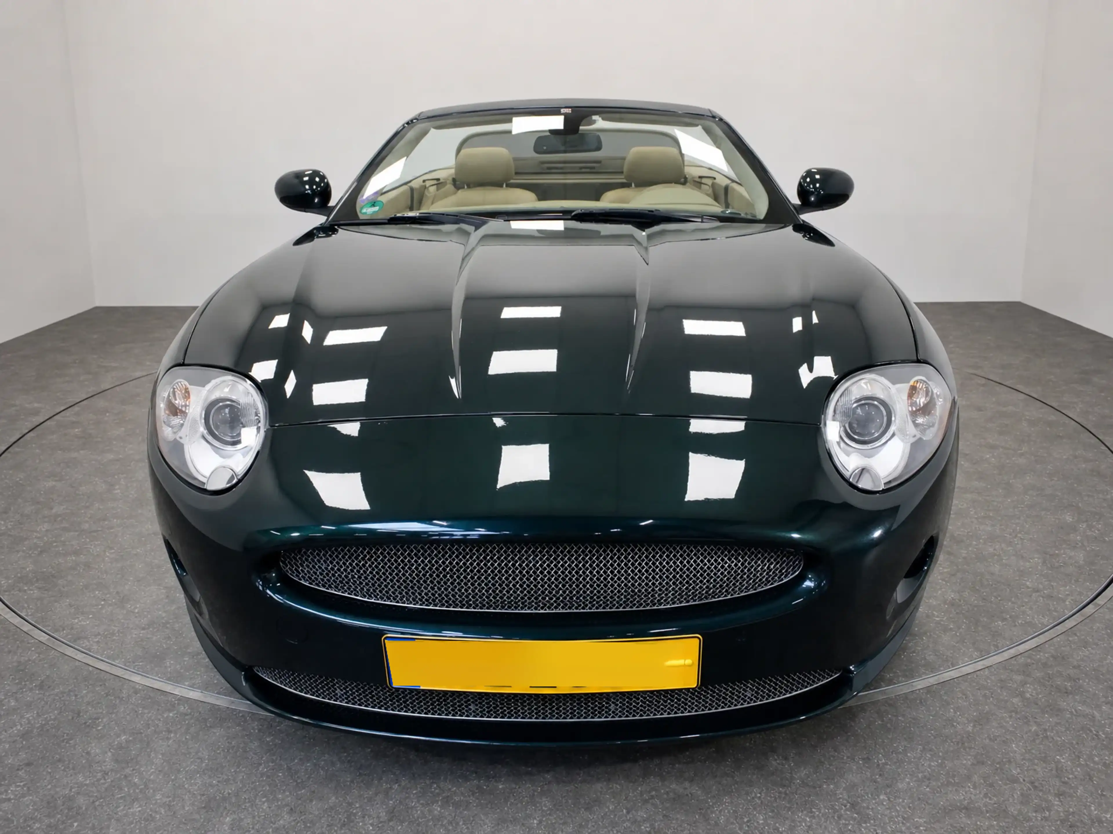 Jaguar XK 3.5 V8 Cabriolet Uitlaten aangepast naar XKR look — photo 7