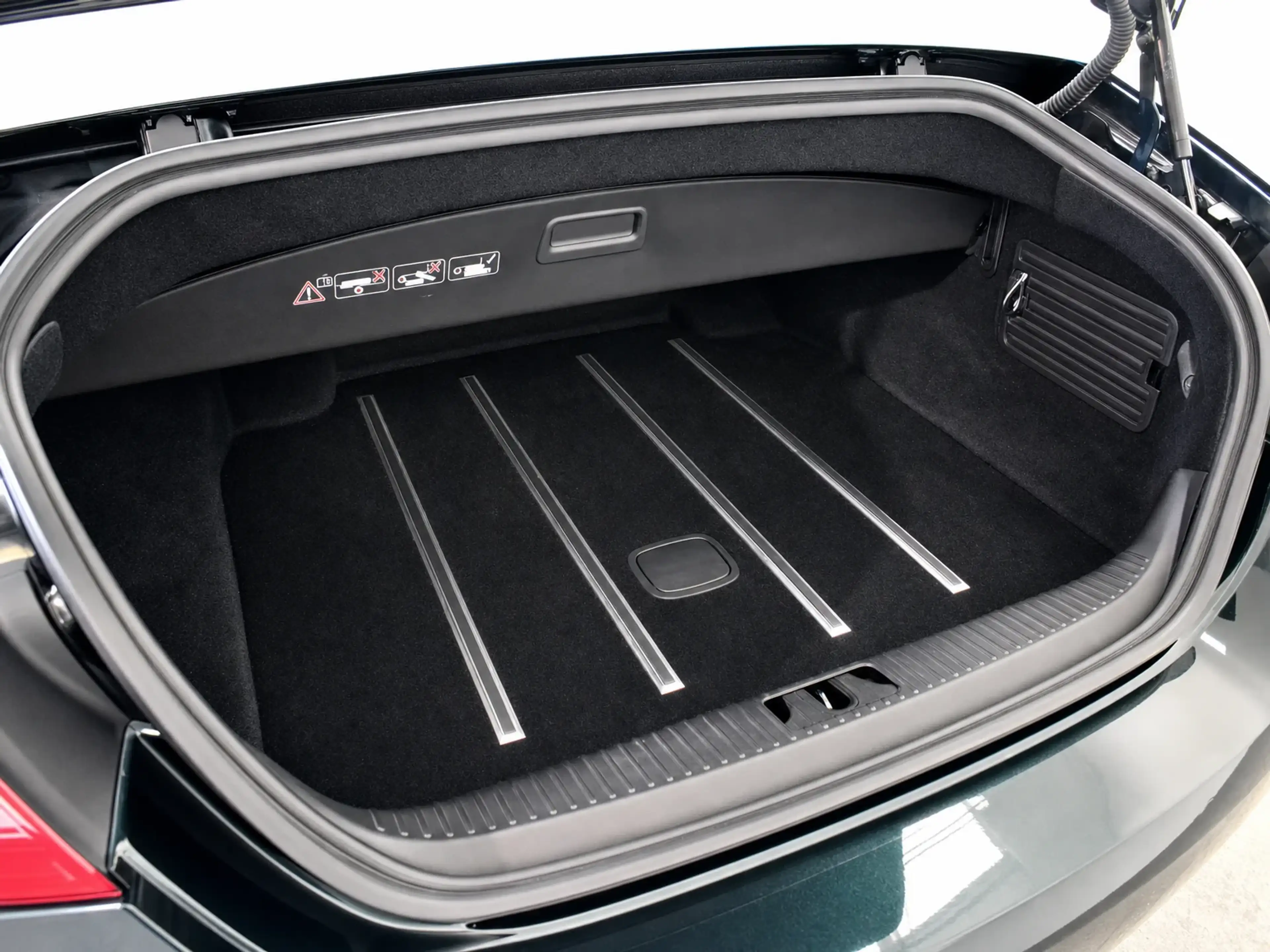 Jaguar XK 3.5 V8 Cabriolet Uitlaten aangepast naar XKR look — photo 9