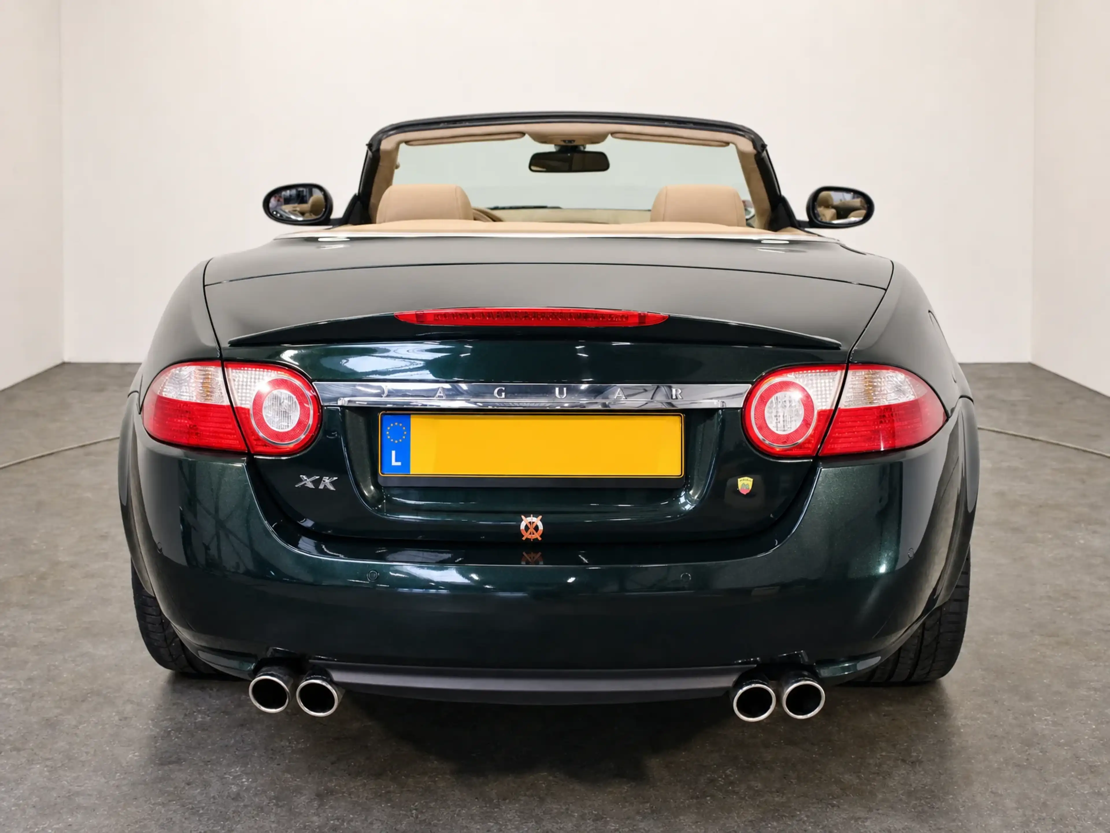 Jaguar XK 3.5 V8 Cabriolet Uitlaten aangepast naar XKR look — photo 5