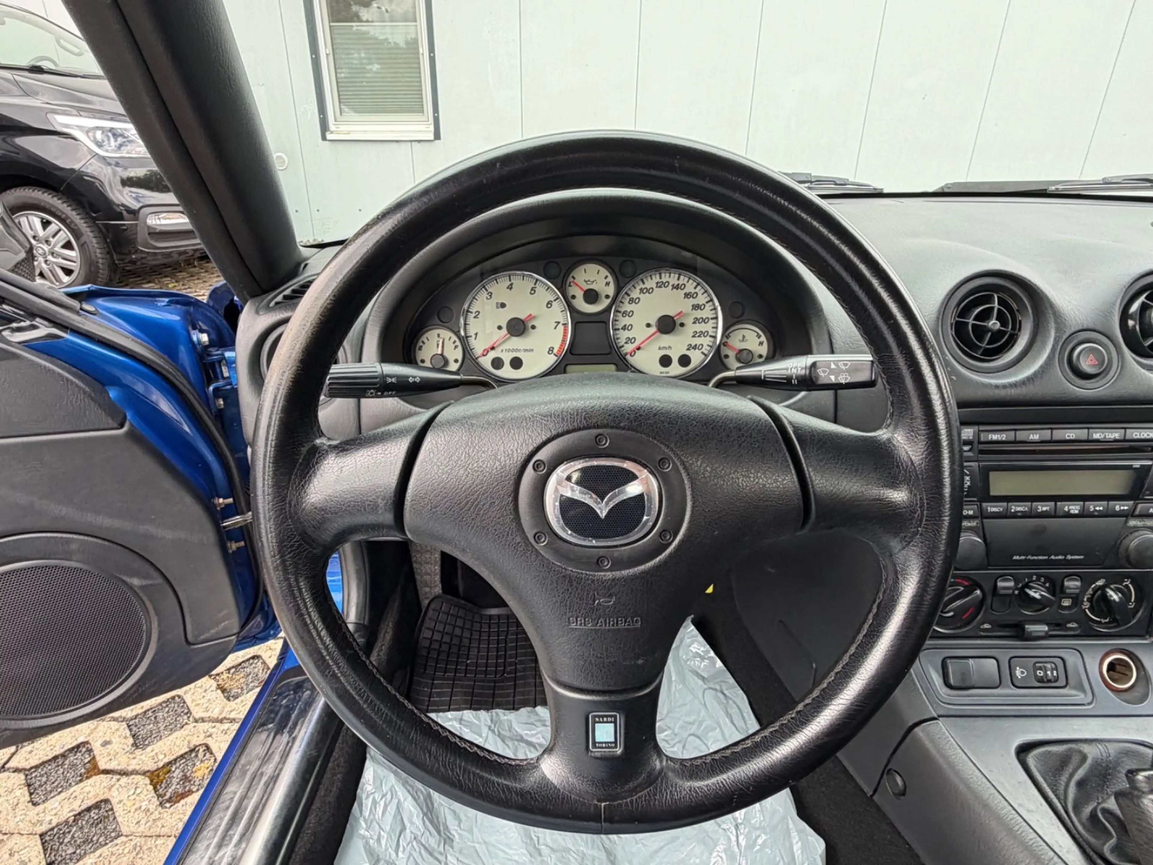 Mazda MX-5 1.6 16V — photo 14