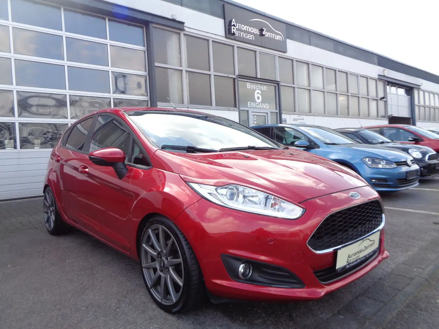 Ford Fiesta 1.2 Celebration ST 2.HD*KLIMA*NAVI*ALU Red - 1